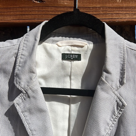 Fantastic spring jacket. Vintage J Crew. Fabulous with the cuffs rolled or not! - Picture 2 of 3